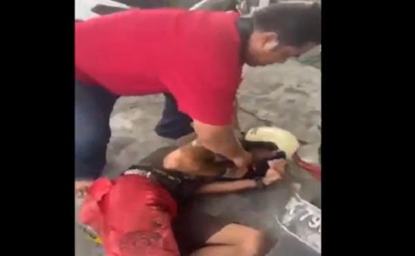 Penangkapan jambret di Canggu, Kuta Utara, Bali. (Foto: tangkapan layar)