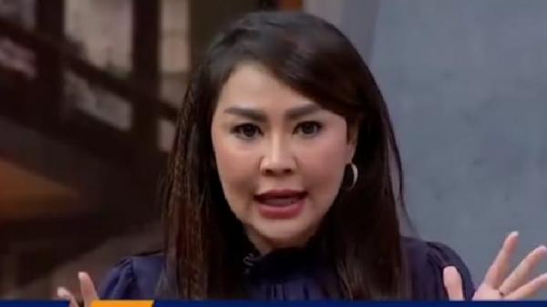Tessa Kaunang aktif jadi host Tessa Kaunang aktif jadi host (Foto: IG)