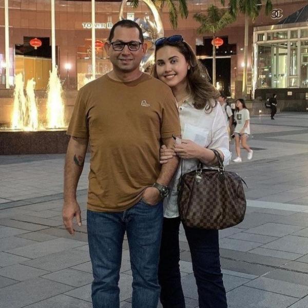 Artis Lawas tinggal di luar negeri. (Foto: instagram)