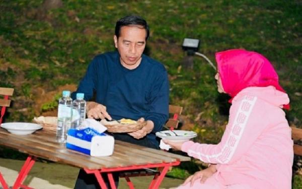 Iriana Joko Widodo pakai hoodie Bali United saat santap malam di Ibu Kota Nusantara (IKN), Kamis (23/2/2023). (Foto: Sekretariat Presiden).