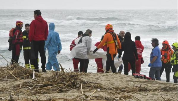 Kapal Migran Pecah di Tengah Laut, 30 Orang Ditemukan Tewas