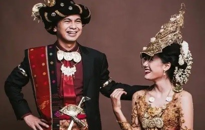 Pakaian Adat Suku Batak Mandailing