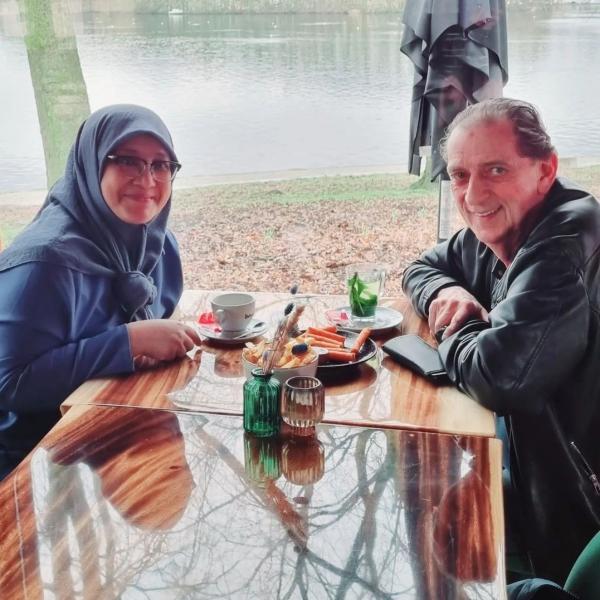 Artis Lawas Dinikahi Bule. (Foto: instagram)