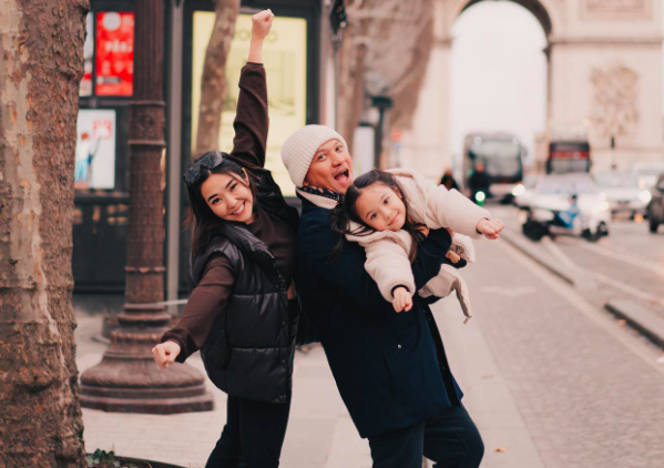 Artis Lawas Cerai tapi Akur. (foto: Instagram)