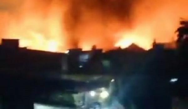 Depo Pertamina Plumpang Terbakar, Warga Panik Berlarian