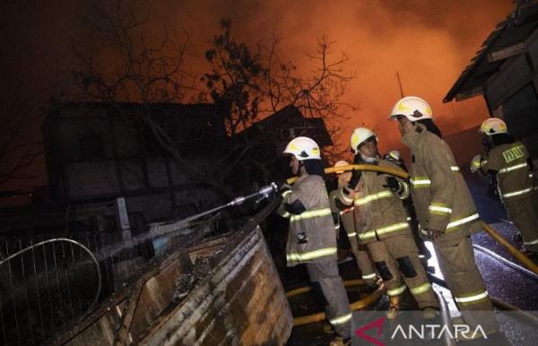 Kebakaran Di Depo Pertamina Plumpang Nicke Widyawati Sampaikan