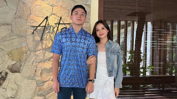 Anggi Marito menikmati akhir pekan bersama Anggi Marito menikmati akhir pekan bersama (Foto: IG @anggimarito)