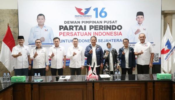 Mantan Kabareskrim Polri Komjen Purn Anang Iskandar Gabung Partai Perindo