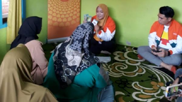 BTPN Syariah di Jambi Pertemuan Sentra Pudak 06 Fajar, Dusun Pudak, Kabupaten Muaro Jambi mitra BTPN Syariah. (Foto: Kurnia Illahi).