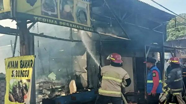 Rumah Makan di Rancaekek Bandung Terbakar, Diduga Dipicu Gas Bocor