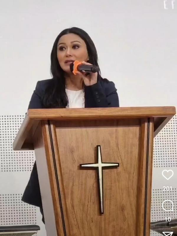 Screenshot 20230321 075327 Instagram Tamara Geraldine melayani Tuhan. (Foto: instagram)