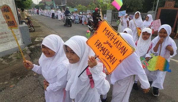 Amalan Menyambut Bulan Ramadhan Lengkap Dengan Bacaan Doa