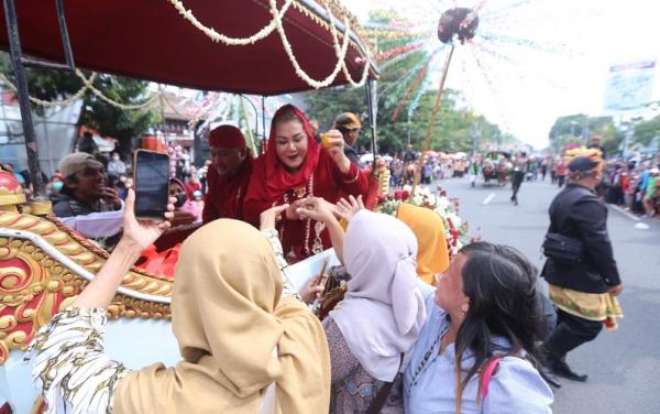 Mbak Ita Kanjeng Mas Ayu Tumenggung Purbodiningrum Mbak Ita bertindak sebagai Kanjeng Mas Ayu Tumenggung Purbodiningrum. (Foto: dok Pemkot Semarang)