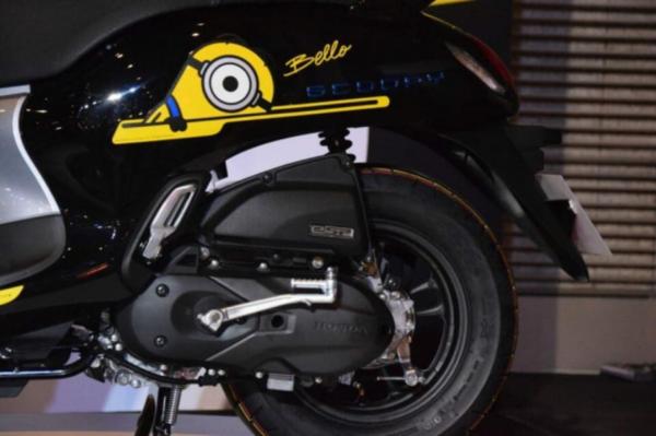 Honda Scoopy Minion 1
