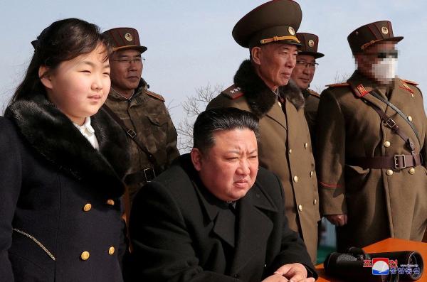 Kim_Jong_Un_awasi_uji_rudal_Korut___reu