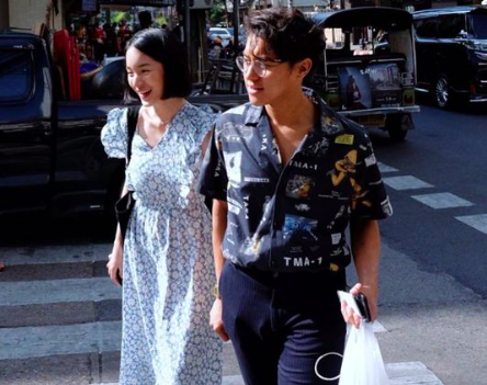 Artis sempat rahasiakan pernikahan. (Foto: instagram)