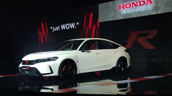 Mengaspal di Indonesia, Honda Civic Type R Dijual Nyaris Rp1,4 Miliar