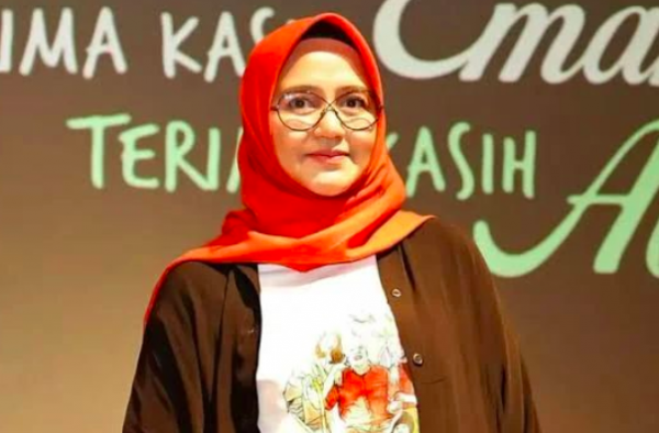 Artis lawas terkenal dengan lagu religi. (Foto: instagram)