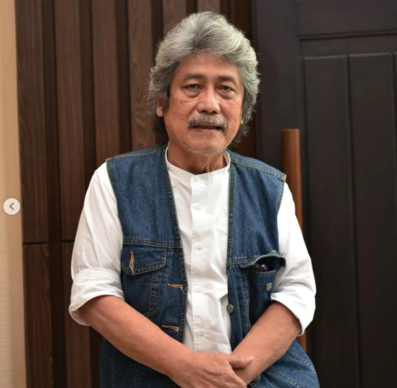 Artis lawas terkenal dengan lagu religi. (Foto: instagram)