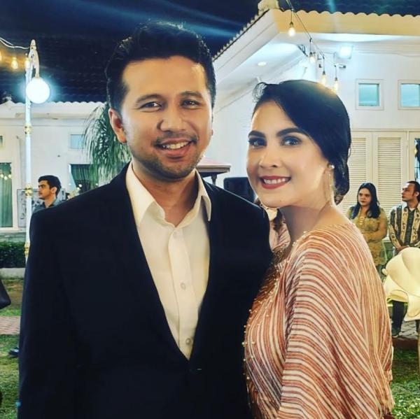 Artis menikah dengan anak pejabat. (Foto: Instagram)