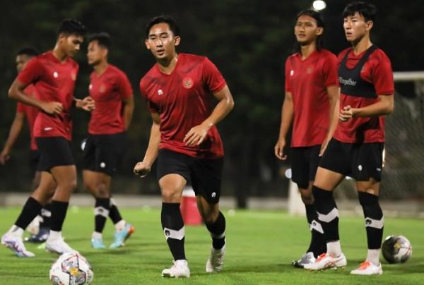 Indra Sjafri ungkap kabar baik dari Timnas Indonesia U-22 jelang SEA Games 2023. Dia mengatakan skuad Garuda Muda kini makin padu. (Foto: PSSI)