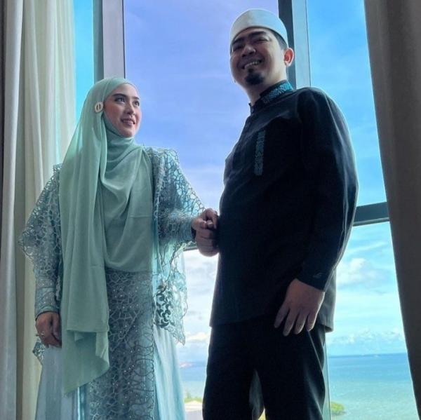 Artis Cantik Nikah dengan Ustadz. (Foto: instagram)