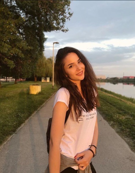 Potret cantik atlet voli Klara Peric. (Foto: instagram)