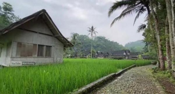 5 Wisata Kampung Unik di Jawa Barat, Ada yang Tersembunyi di Lembah, Hidup Damai Tanpa Listrik!