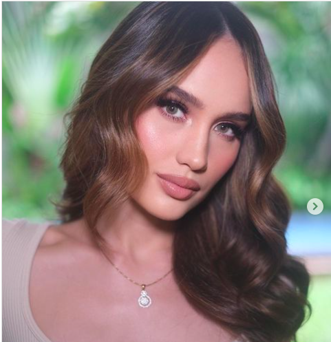Potret seksi Cinta Laura bergaya Nude. (Foto: Instagram)
