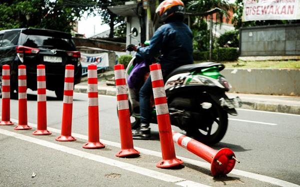 Pemprov DKI Cabut Cone Pembatas Jalur Sepeda Sepanjang 8,3 Km, Ini Alasannya