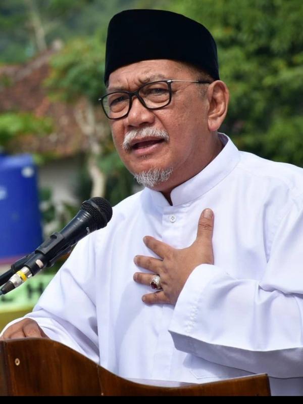 Artis lawas langganan perankan ustadz. (Foto: instagram)