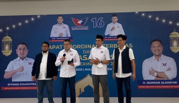 HT Siap Jadi Penghubung KIB dan KKIR untuk Solidkan Koalisi Besar