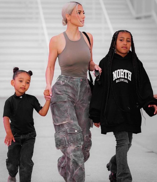 Uang jajan anak artis terbanyak di dunia. (foto: Instagram)