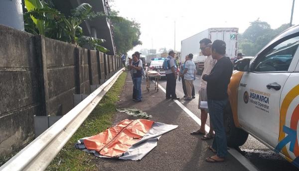 Ibu Tewas Terjatuh dari JPO Tol JORR Jatiasih Bekasi, Anak Selamat dalam Gendongan