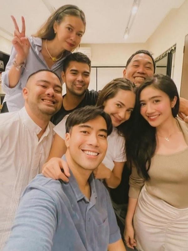 Potret buka puasa bersama para artis. (Foto: instagram)