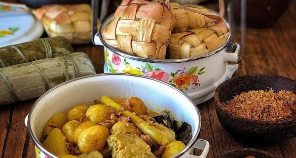 Resep Sayur Ketupat Lebaran Yang Enak Coba Pakai Bakso Dan Telur Rebus