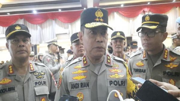 Mutasi Polri, Irjen Andi Rian Jabat Kapolda Sulsel Gantikan Setyo Boedi