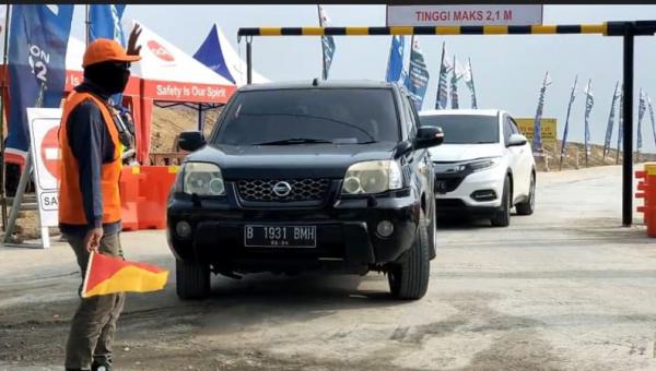 Penampakan Jalur Fungsional Tol Solo-Jogja Mulai Ramai Dipadati ...