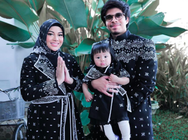 Artis belikan baju Lebaran anak yang mahal. (foto: instagram)