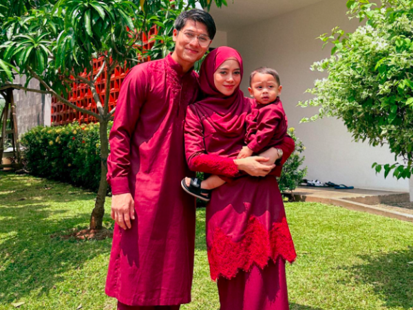 Lesti Kejora Artis belikan baju Lebaran anak yang mahal. (foto: instagram)