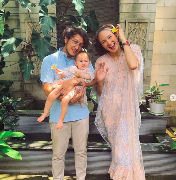 Artis ikut rayakan Lebaran walau beda agama. (foto: instagram)