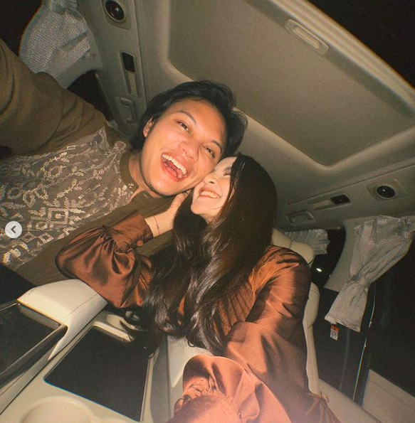 Artis ikut rayakan Lebaran walau beda agama. (foto: instagram)