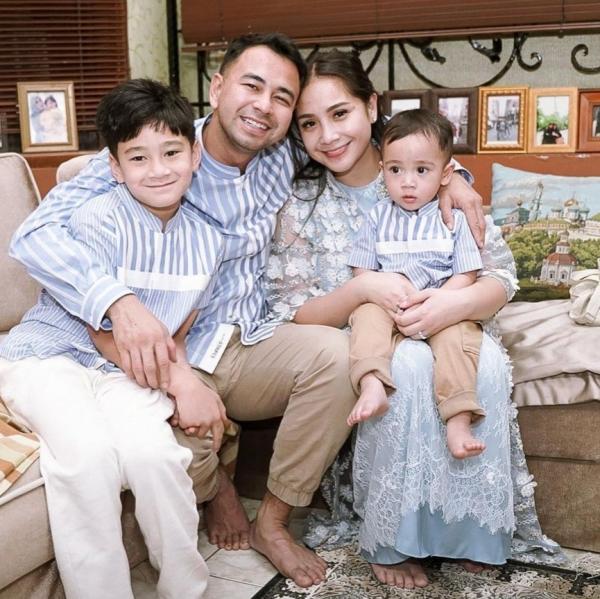 Screenshot 20230425 064653 Instagram Artis gelar open house. (Foto: instagram)