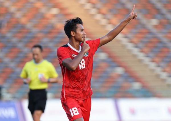 Striker Timnas Indonesia U-22, Titan Agung Striker Timnas Indonesia U-22, Titan Agung merayakan gol ke gawang Myanmar pada laga Grup A SEA Games 2023 di Stadion Olympic, Phnom Penh, Kamboja pada Kamis (4/5/2023). (Foto: RCTI)
