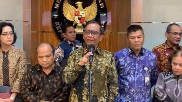 Mahfud Pastikan Satgas TPPU Langsung Kebut Usut Transaksi Janggal Rp349 T
