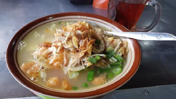 SOP BUBUR AYAM CIREBON Sop bubur ayam Cirebon. (FOTO: ISTIMEWA)
