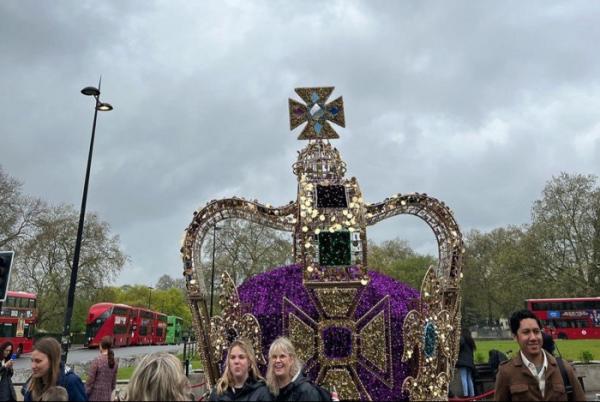 Kemeriahan Penobatan Raja Charles III di Inggris (Dok. Yuli Sutoto Nugroho)