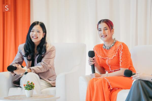 Tasya Farasya bersama Head of Marketing Growth Shopee Indonesia Monica Vionna.