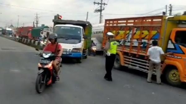 Jalur Pantura Menuju Demak Tersendat, Penguna Jalan Disarankan Pilih Jalur Alternatif 