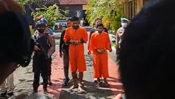 2 WNA India tersangka pembunuhan di Denpasar, Bali. (Foto: Polresta Denpasar))